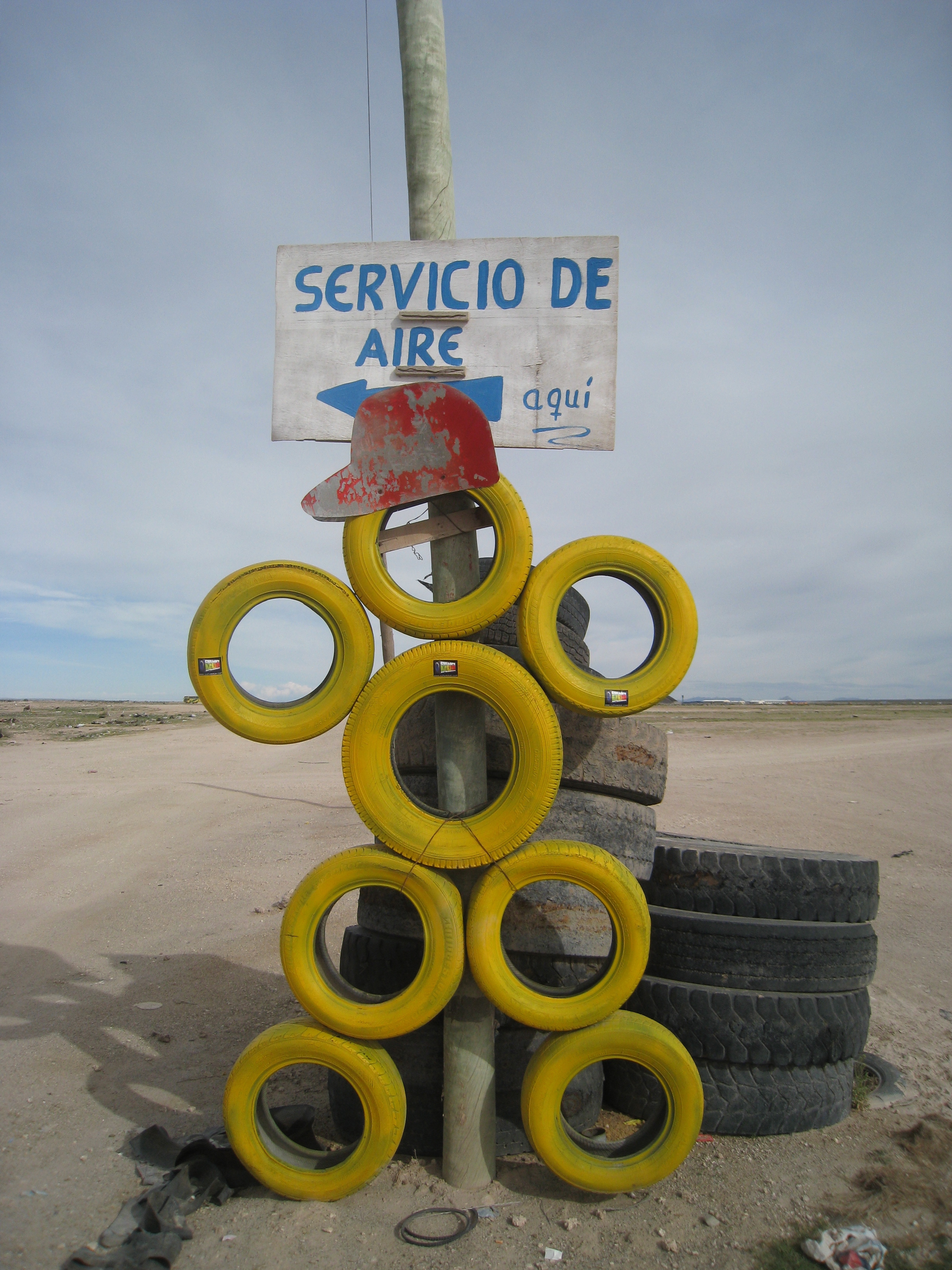 Uyuni (2012) - AlexDub