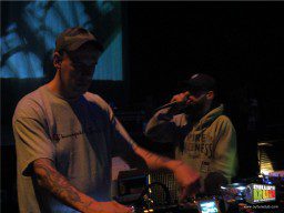 Green Light & Sr. Wilson
